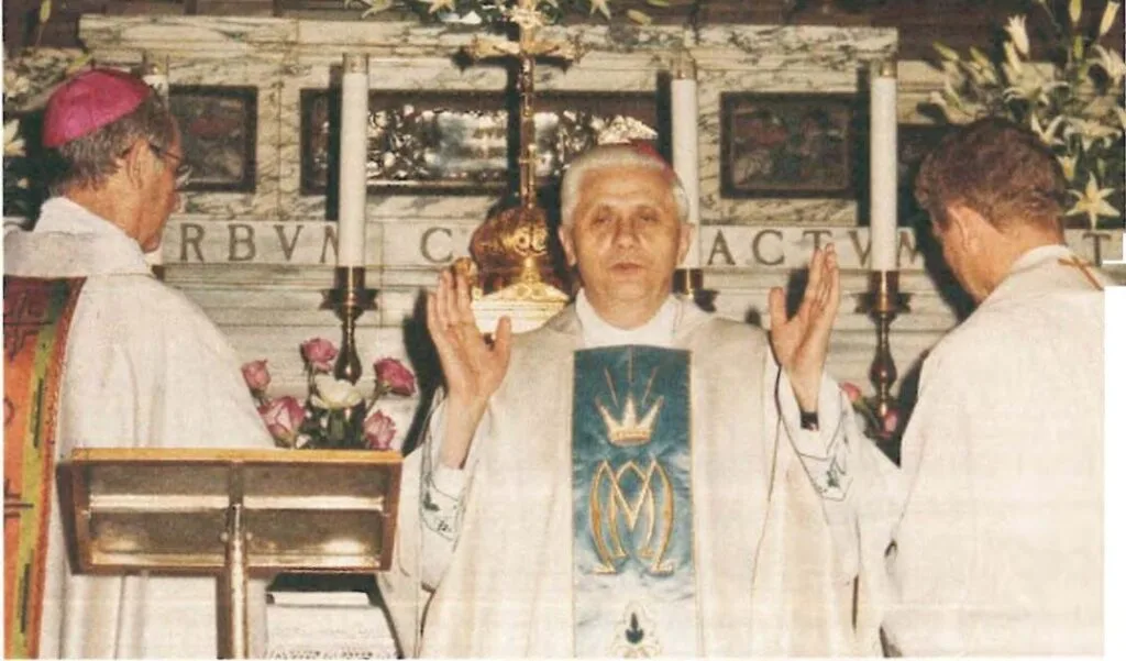 Quem é Bento XVI?